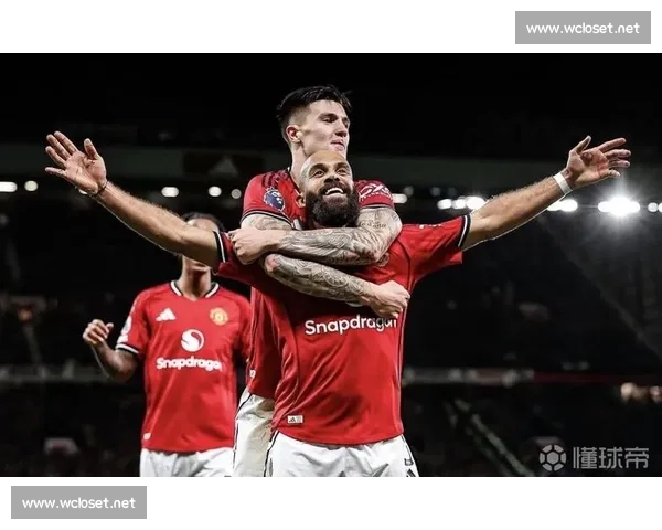 姆伯莫梅开二度锁胜局，当选曼联战布莱顿队内最佳