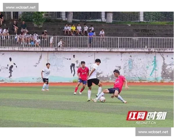 十年坚守终开花,黄楚儒哽咽:永州足球有光 十年坚守终开花,黄楚儒哽咽:永州足球有光